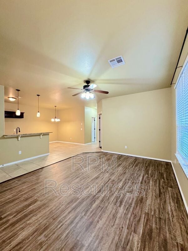 175 Bison Ct Way in Mustang, OK - Building Photo - Building Photo