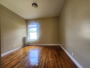 5467 W Augusta Blvd in Chicago, IL - Building Photo - Building Photo