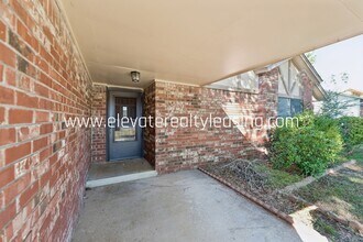 11168 S Douglas Ave in Jenks, OK - Building Photo - Building Photo