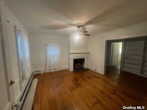 118 South St in Port Jefferson, NY - Building Photo - Building Photo