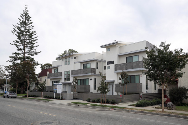 The Townhomes on Duquesne