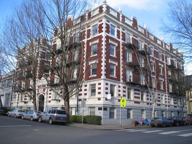 property at 1811 NW Couch St