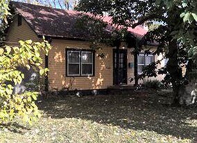 901 N Limestone in Lexington, KY - Building Photo