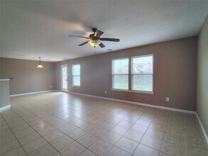 1206 Larks Trace Ln in Houston, TX - Building Photo - Building Photo