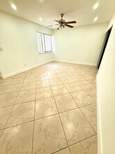 5012 SW 40th Ave in Dania, FL - Building Photo - Building Photo
