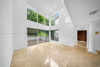 4000 Alhambra Cir in Coral Gables, FL - Building Photo - Building Photo
