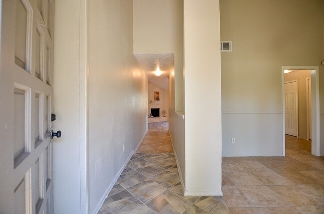 522 Whippoorwill Dr in Missouri City, TX - Building Photo - Building Photo