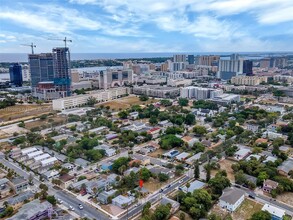 712 Division Ave in West Palm Beach, FL - Building Photo - Building Photo