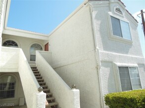 1800 S Edmond St in Las Vegas, NV - Building Photo - Building Photo
