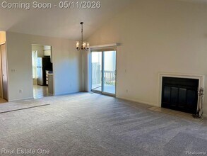 1629 Glenbrooke Ct in Rochester Hills, MI - Building Photo - Building Photo