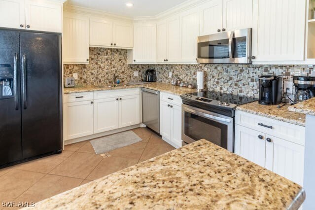 property at 581 Teryl Rd