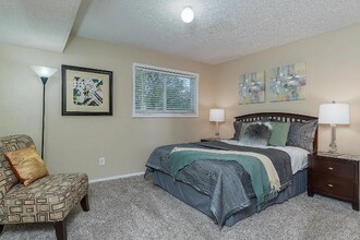 7395 E Eastman Ave in Denver, CO - Foto de edificio - Building Photo