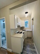 36 Edgerly Rd, Unit 202 in Boston, MA - Building Photo