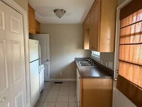 524 Wakefield Dr in Charlotte, NC - Building Photo - Building Photo