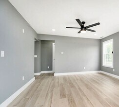 6747 Wimbledon Dr in Zionsville, IN - Building Photo - Building Photo