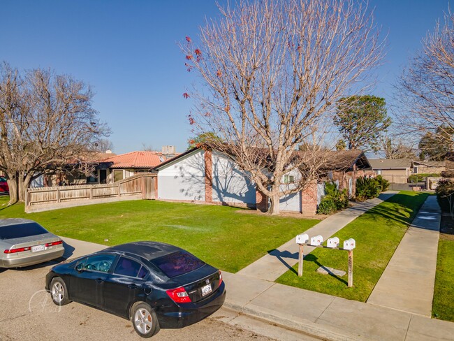 4406 Orrick Ct in Bakersfield, CA - Building Photo - Building Photo