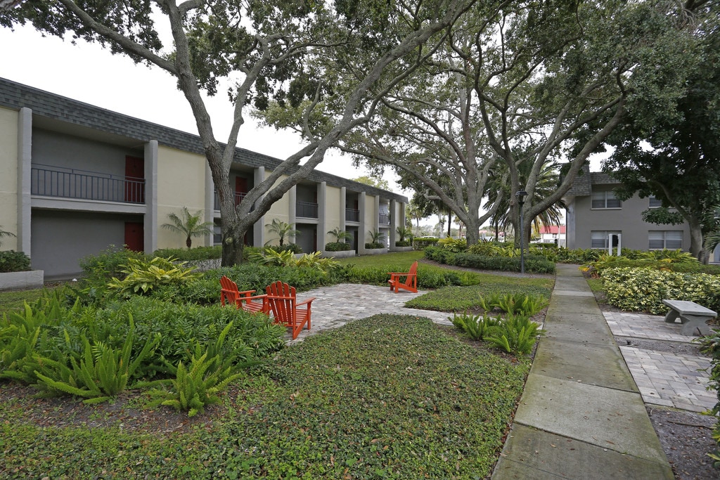 Flagler Apartments St Petersburg