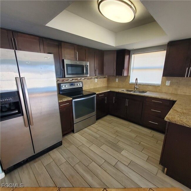 421 Hancock Bridge Pkwy