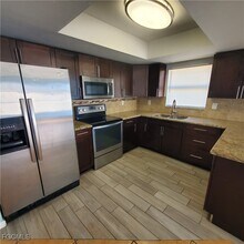 421 Hancock Bridge Pkwy in Cape Coral, FL - Building Photo - Building Photo