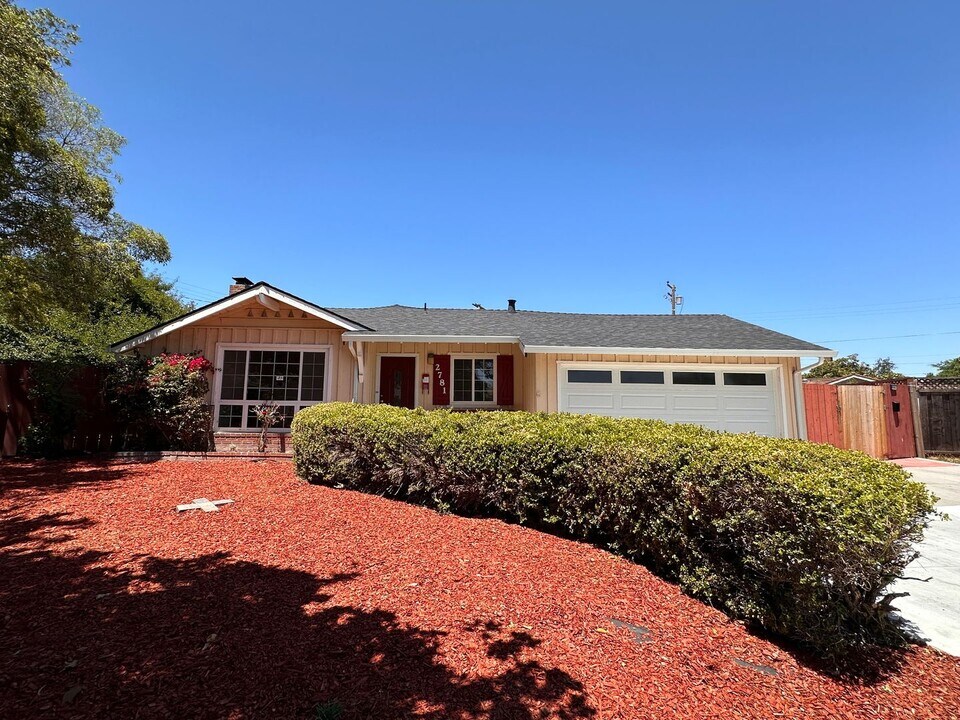 2781 Lyle Ct in Santa Clara, CA - Building Photo