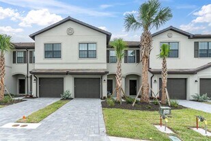 15012 Lyla Ter in Bradenton, FL - Building Photo