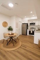 4233 Kinglet Dr NW in Edmonton, AB - Building Photo