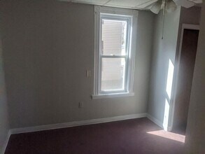 200 Park St in Syracuse, NY - Foto de edificio - Building Photo