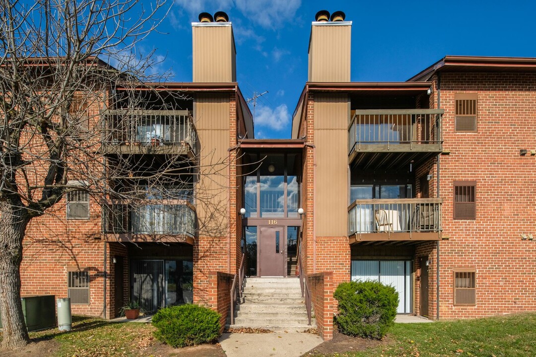 114 Mountain Rd in Glen Burnie, MD - Building Photo