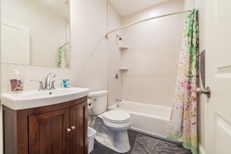 2044 Beacon St, Unit 2001 in Newton, MA - Building Photo - Building Photo