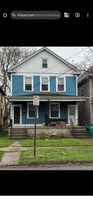 35 Aldrich Pl, Unit Upper in Buffalo, NY - Building Photo