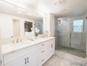 3128 Canon St, Unit 103 in San Diego, CA - Building Photo - Building Photo