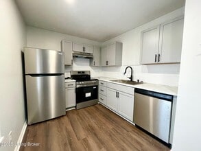 215 E Ormsby Ave in Louisville, KY - Building Photo - Building Photo