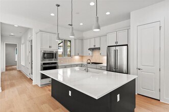 1619 Woodwind Ln in Austin, TX - Building Photo - Building Photo