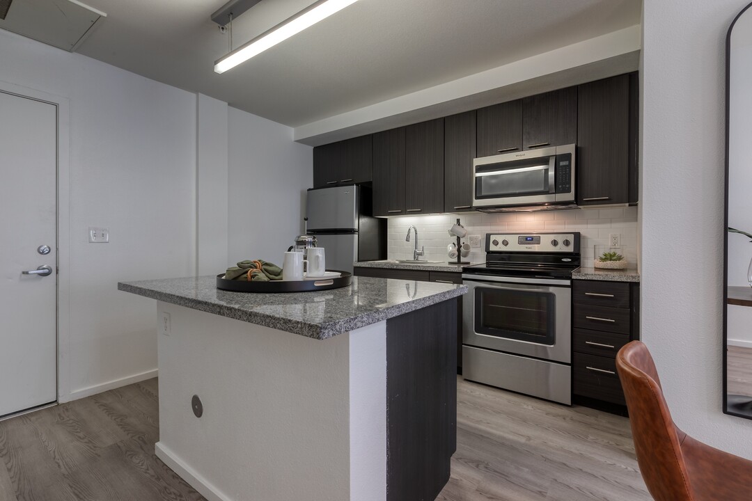Agave 350 in Tucson, AZ - Building Photo