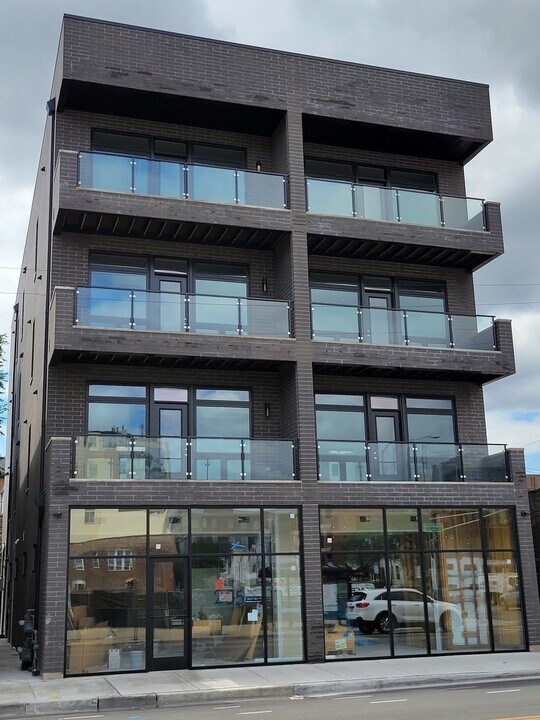 2351 W North Ave-Unit -2E in Chicago, IL - Foto de edificio