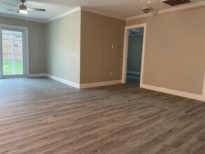 2009 Exeter St in Irving, TX - Building Photo - Building Photo