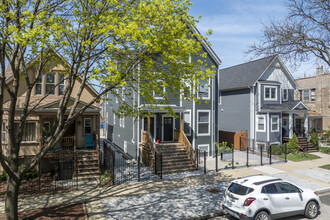 3450 N Troy St in Chicago, IL - Building Photo - Building Photo