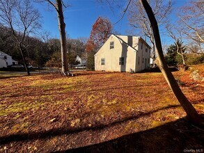 67 Turkey Ln in Cold Spring Harbor, NY - Building Photo - Building Photo