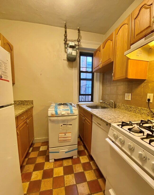 109 Saint Stephen St, Unit 3 in Boston, MA - Building Photo - Building Photo