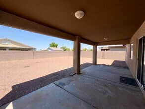 2409 Wildflower Dr in Mohave Valley, AZ - Foto de edificio - Building Photo