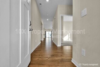 5851 Ryman Dr in Grove City, OH - Building Photo - Building Photo