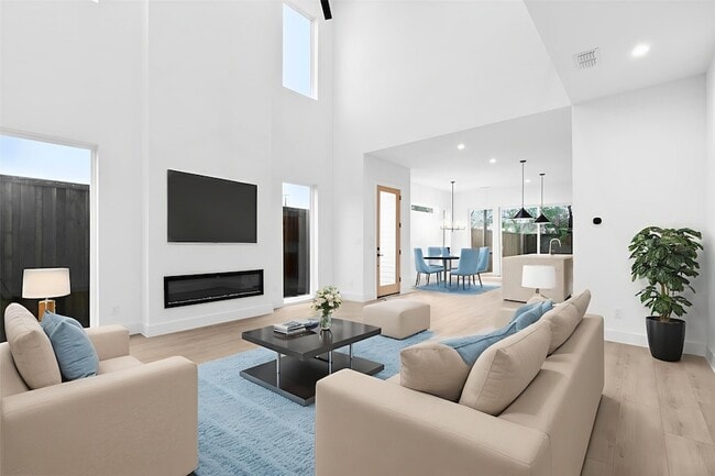 2814 Guymon St in Dallas, TX - Building Photo - Building Photo