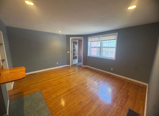 15 College Ave NE in Grand Rapids, MI - Building Photo - Building Photo
