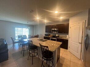 5341 Sandpine Haven Ln in Port Orange, FL - Building Photo - Building Photo