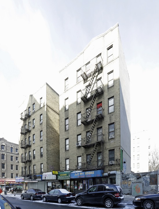 2386 Morris Ave in Bronx, NY - Building Photo