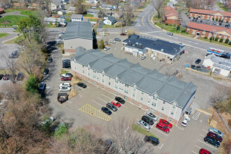 Pioneer Gardens in Bridgeport, CT - Building Photo - Building Photo