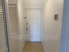 1239 Lucaya Cir in Orlando, FL - Building Photo - Building Photo