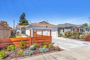 4460 Fillmore St in Santa Clara, CA - Building Photo