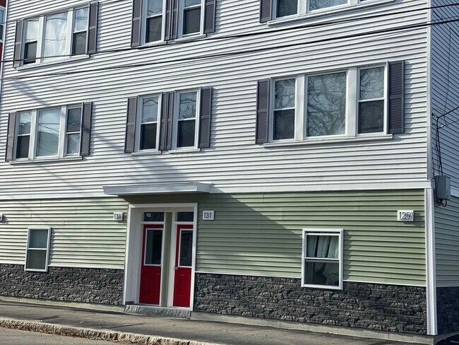 135 Second St in Manchester, NH - Building Photo - Building Photo