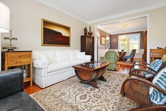 121 W Laydon Way in Poquoson, VA - Building Photo - Building Photo